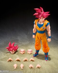 Bandai Namco S.H. Figuarts Dragon Ball Super Super Saiyan God Goku (God Aura)