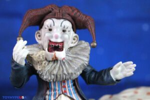 NECA Toys Krampus (2015) Der Klown Deluxe Figurę