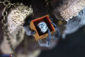 NECA Toys Krampus (2015) Krampus Deluxe Figure