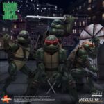 Mezco Toys Teenage Mutant Ninja Turtles (1990) One12 Collective Action Figure Boxed Set