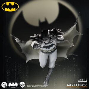 Mezco Toyz Batman Year One One12 Collective Batman Figure