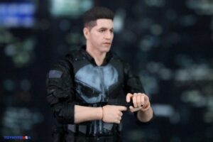 Hasbro Marvel Legends Series Daredevil Born Again – Punisher Figure