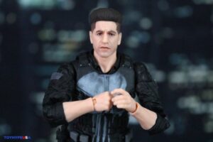 Hasbro Marvel Legends Series Daredevil Born Again – Punisher Figure