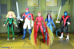 Hasbro Marvel Legends Series Excalibur #1 – Mini-Comic Wave 2 Phoenix (Rachel Summers) Figure