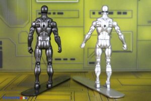 Hasbro Marvel Legends Series Silver Surfer #1 – Mini-Comic Wave 2 Silver Surfer Figure