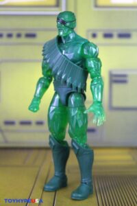 Hasbro Marvel Legends Series (Executioner Build-A-Figure Wave) Warbow & Wolverine (WWII) Figures