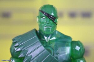 Hasbro Marvel Legends Series (Executioner Build-A-Figure Wave) Warbow & Wolverine (WWII) Figures