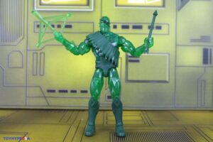 Hasbro Marvel Legends Series (Executioner Build-A-Figure Wave) Warbow & Wolverine (WWII) Figures