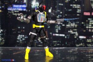 Hasbro G.I. Joe Classified Series Retro G.I. Joe B.A.T. Figure