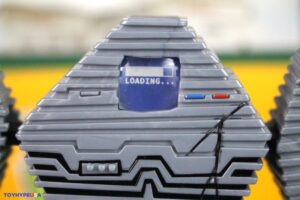 Playmates Toys Teenage Mutant Ninja Turtles Mutant Mayhem Chrome Alone 2 - Lost in New Jersey - Chrome Dome Figure