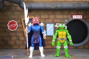 NECA Toys Teenage Mutant Ninja Turtles Adventures April as the 5th Turtle Archie Comics Figure