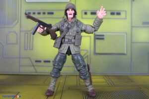 Hasbro Marvel Legends Series (Executioner Build-A-Figure Wave) Warbow & Wolverine (WWII) Figures