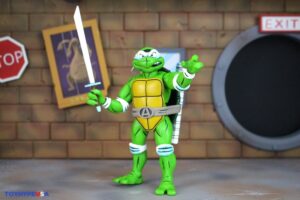 NECA Toys Teenage Mutant Ninja Turtles Adventures April as the 5th Turtle Archie Comics Figure