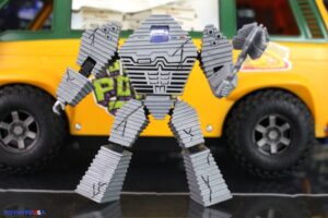 Playmates Toys Teenage Mutant Ninja Turtles Mutant Mayhem Chrome Alone 2 - Lost in New Jersey - Chrome Dome Figure