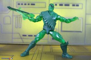 Hasbro Marvel Legends Series (Executioner Build-A-Figure Wave) Warbow & Wolverine (WWII) Figures