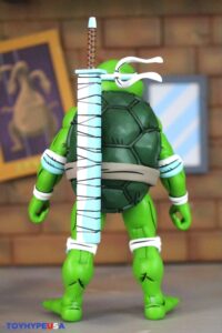 NECA Toys Teenage Mutant Ninja Turtles Adventures April as the 5th Turtle Archie Comics Figure