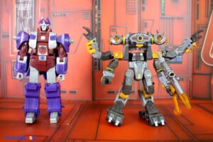 Hasbro Transformers Age of the Primes Voyager Class The Thirteen Amalgamous Prime Figure