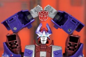 Hasbro Transformers Age of the Primes Voyager Class The Thirteen Alpha Trion Figure