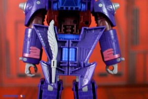 Hasbro Transformers Age of the Primes Voyager Class The Thirteen Alpha Trion Figure