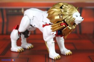 Takara-Tomy Transformers 40th Selection T-Spark Lio Convoy Figure