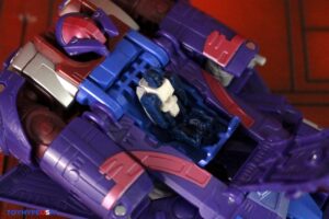 Hasbro Transformers Age of the Primes Voyager Class The Thirteen Alpha Trion Figure