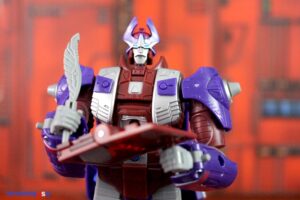 Hasbro Transformers Age of the Primes Voyager Class The Thirteen Alpha Trion Figure