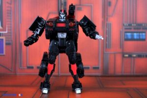 Hasbro Transformers Age of the Primes Voyager Flatline Figure