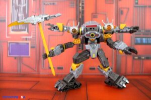Hasbro Transformers Age of the Primes Voyager Class The Thirteen Amalgamous Prime Figure