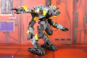 Hasbro Transformers Age of the Primes Voyager Class The Thirteen Amalgamous Prime Figure