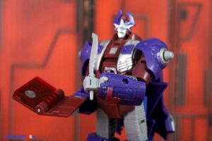 Hasbro Transformers Age of the Primes Voyager Class The Thirteen Alpha Trion Figure