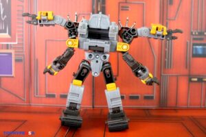 Hasbro Transformers Age of the Primes Voyager Class The Thirteen Amalgamous Prime Figure