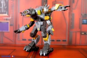 Hasbro Transformers Age of the Primes Voyager Class The Thirteen Amalgamous Prime Figure