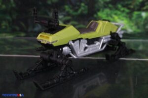 Hasbro G.I. Joe Classified Series 6″ Zanya & Dreadnok Chameleon (Swamp Skier) Vehicle