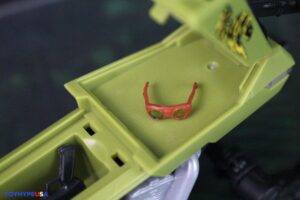 Hasbro G.I. Joe Classified Series 6″ Zanya & Dreadnok Chameleon (Swamp Skier) Vehicle
