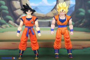 Bandai Namco S.H. Figuarts Dragon Ball Z Goku (The Games Begin) Figure