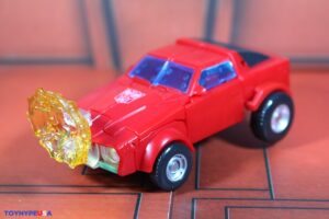 Hasbro Transformers Studio Series '86 Windcharger Figure