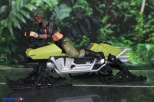 Hasbro G.I. Joe Classified Series 6″ Zanya & Dreadnok Chameleon (Swamp Skier) Vehicle
