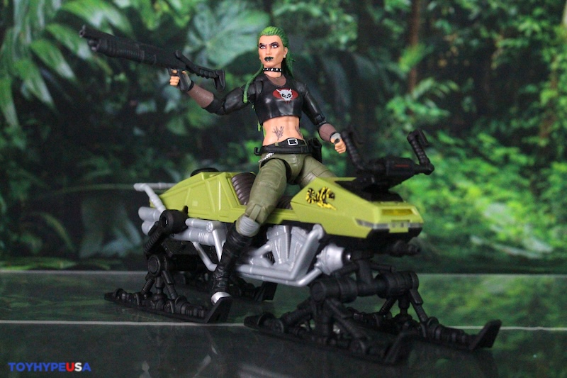 Hasbro G.I. Joe Classified Series 6″ Zanya & Dreadnok Chameleon (Swamp Skier) Vehicle