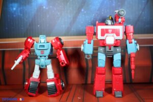 Hasbro Transformers Studio Series '86 Windcharger Figure