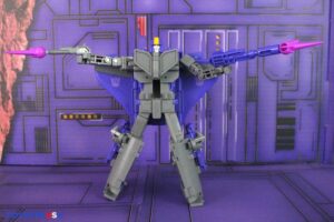 Hasbro Transformers Studio Series ’86 Leader Class Astrotrain Figure Review