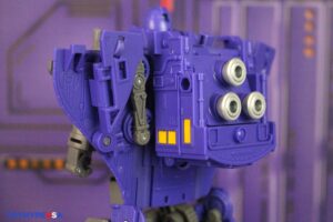 Hasbro Transformers Studio Series ’86 Leader Class Astrotrain Figure