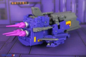 Hasbro Transformers Studio Series ’86 Leader Class Astrotrain Figure