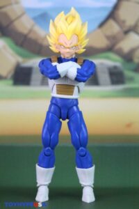 Bandai Namco S.H.Figuarts Dragon Ball Z Super Saiyan Vegeta (Dangerous Pride) Figure