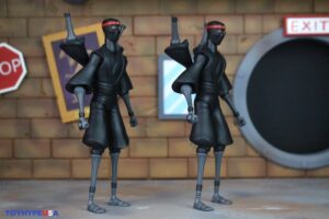 NECA Toys Teenage Mutant Ninja Turtles 2012 Footbots 2-Pack Figures Review