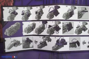 Hasbro Transformers Studio Series ’86 Leader Class Astrotrain Figure