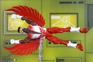Hasbro Marvel Legends Series 6″ Secret Wars Wave 2 Marvel’s Falcon Figure Review