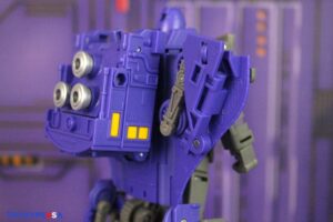 Hasbro Transformers Studio Series ’86 Leader Class Astrotrain Figure