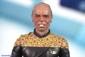 The Nacelle Company – Star Trek Voyager – Tuvix Figure