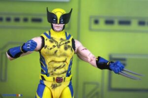 Hasbro Marvel Legends Series Deadpool & Wolverine Movie – Wolverine (Sleevless) & Wolverine (Brown Suit) Figures