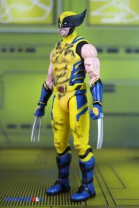 Hasbro Marvel Legends Series Deadpool & Wolverine Movie – Wolverine (Sleevless) & Wolverine (Brown Suit) Figures